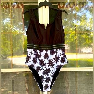 NWOT Black & White Peekaboo 1PC Palm Trees Swimsuit 2XL